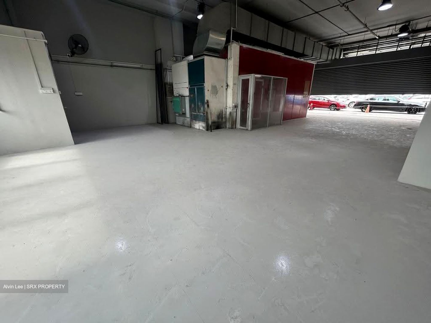 Carros Centre (D25), Factory #632985111